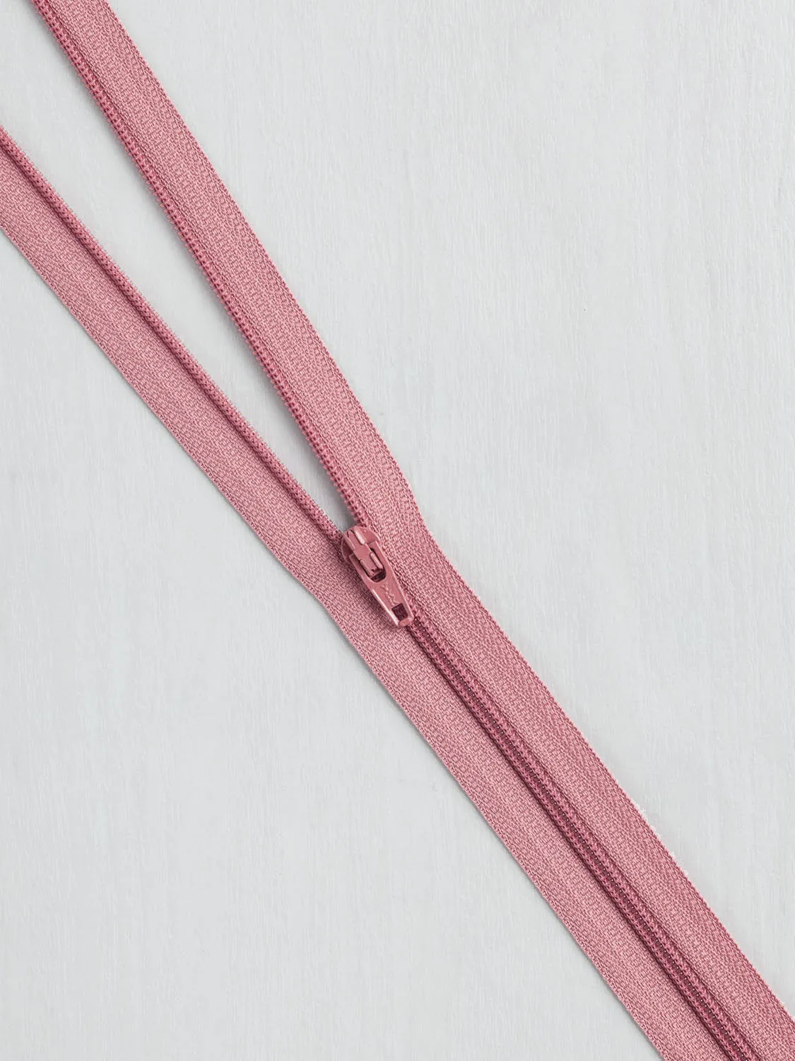 9"  Nylon Zipper - 5 Colours