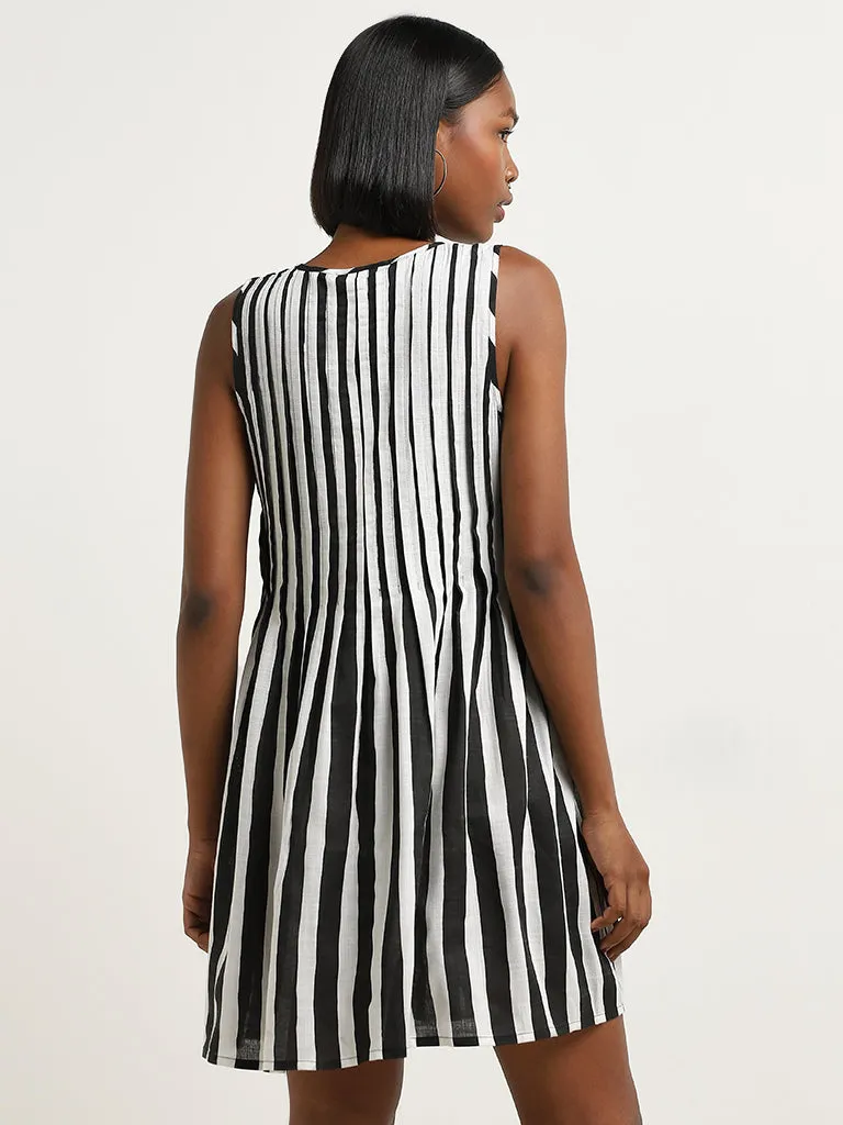 Bombay Paisley Black Striped Design A-line Dress